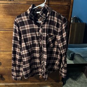 Women’s Maurices Flannel Size Small